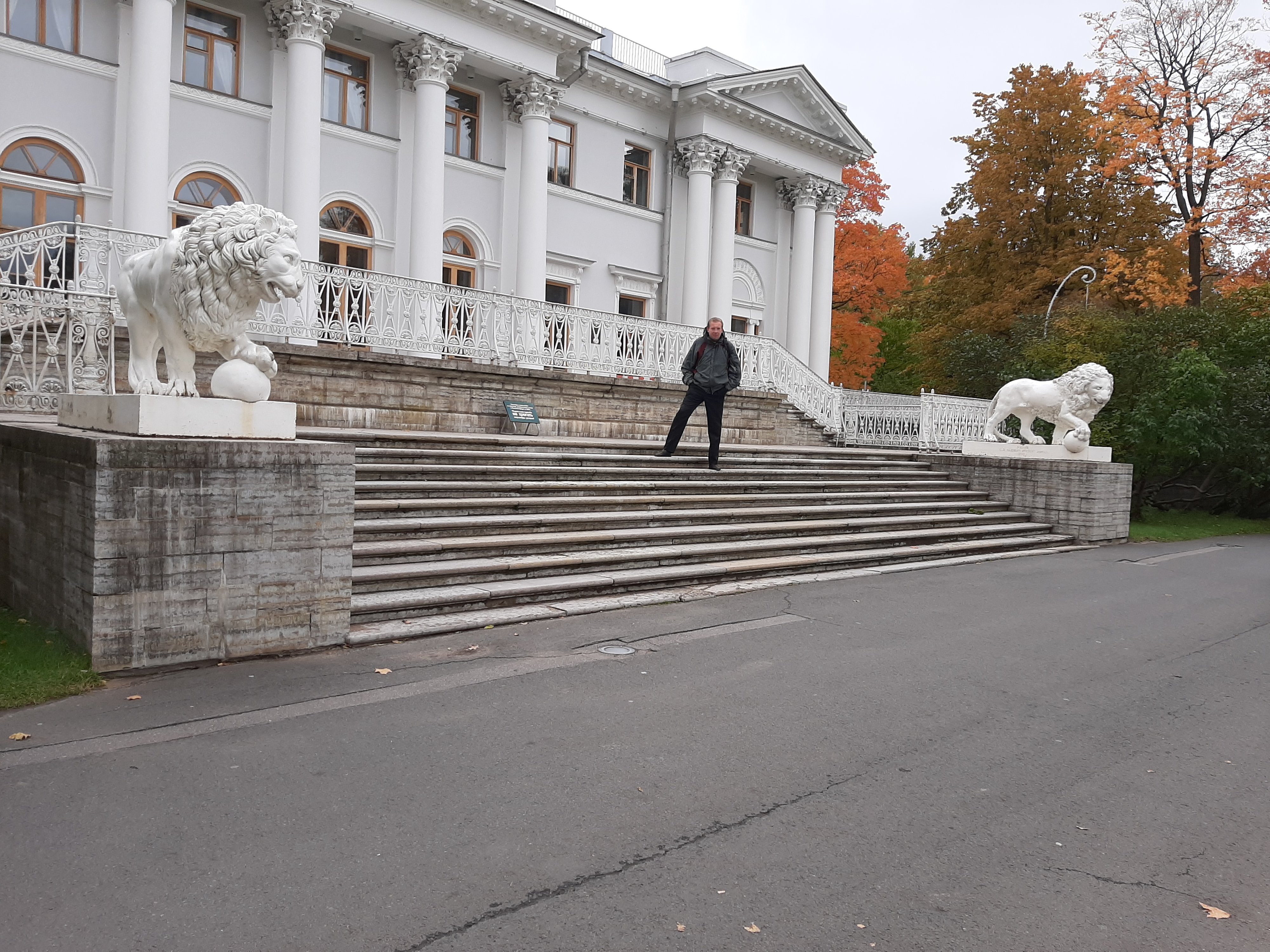 00056-белый дворец Ватронгкхун.jpg 00056-белый дворец Ватронгкхун.jpg
