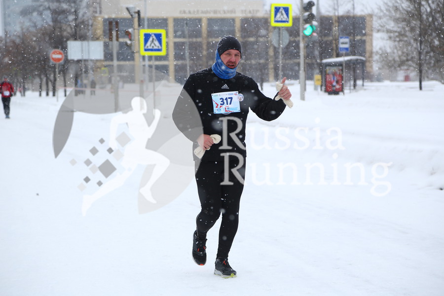 05058-WinterHalf-20161204-3b635dca-87b2-46fa-baf2-f1f06158a845-water.jpg