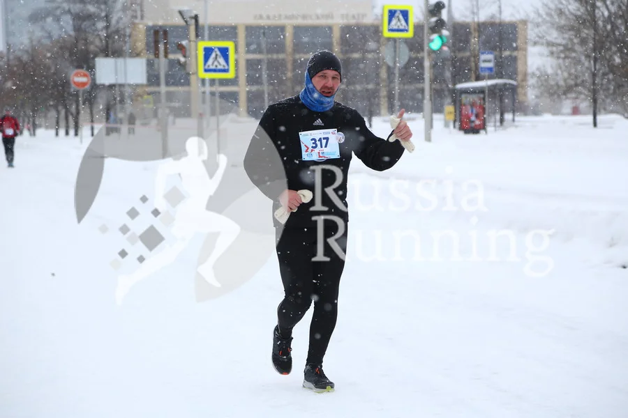 05058-WinterHalf-20161204-3b635dca-87b2-46fa-baf2-f1f06158a845-water.webp