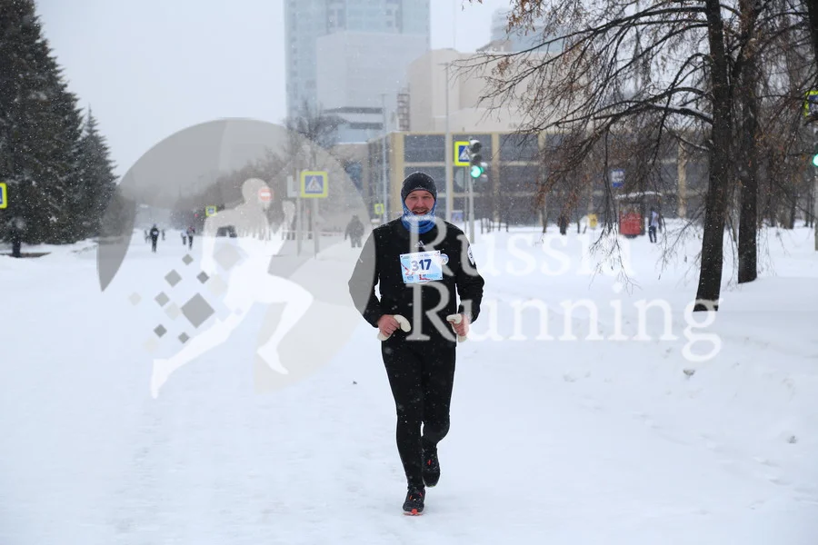 05779-WinterHalf-20161204-2ed07edc-b409-481a-a84e-2ad51cf1b96c-water.webp