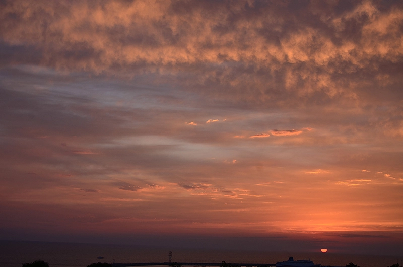 06_Сочи, закат, авг. 2020_(р150, 800).webp