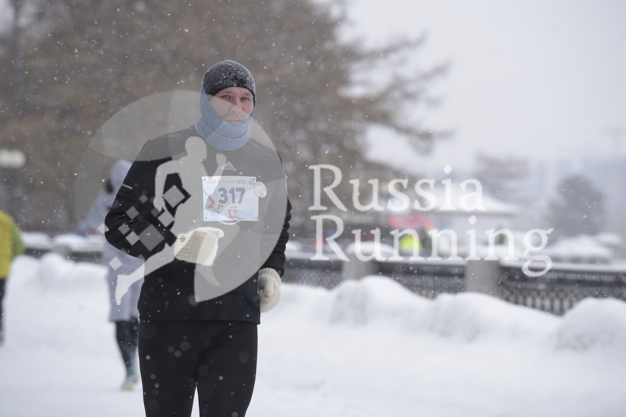 09538-WinterHalf-20161204-fa6fa1b8-d953-463e-9059-2c6565919952-water.jpg