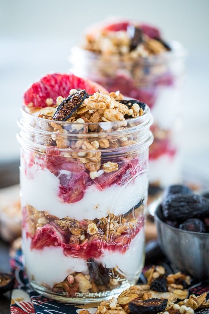 0b4d4aeb54a61c6baf1f2ce8a92801d2--granola-parfait-yogurt-parfait.jpg