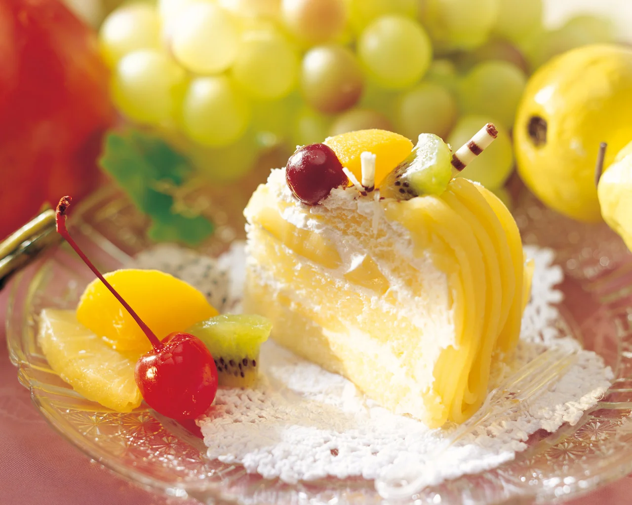 1267726384_fruit-cake-5-qdow3effj9-1280x1024.webp