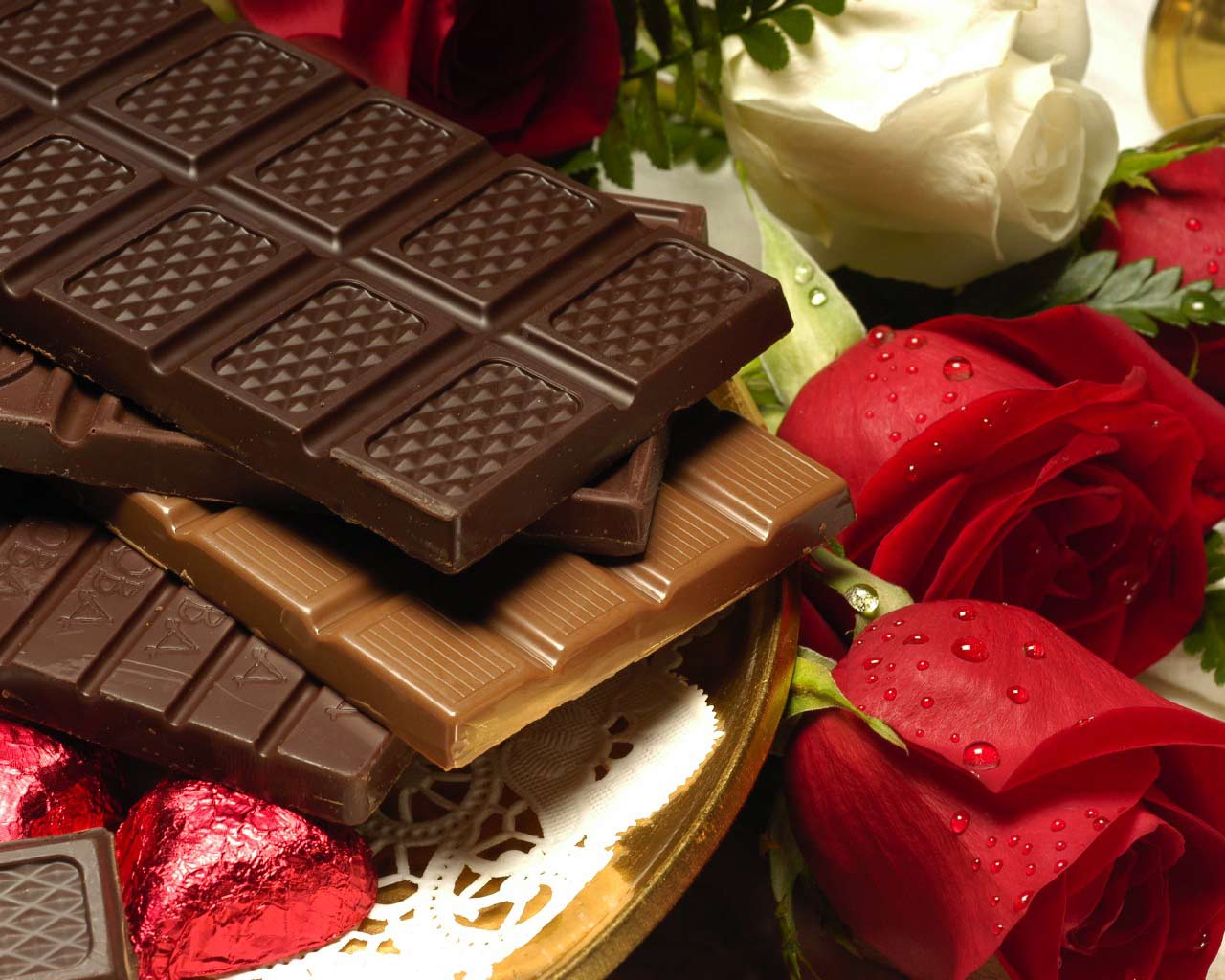 1267726404_chocolate-hidden-hearts-1-bfyt34ypx9-1280x1024.jpg