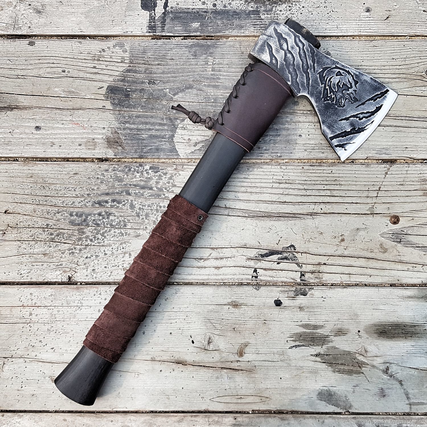 13047646a3b6feb1fb8ae438d40r--suveniry-i-podarki-topor-kovanyj-medved.jpg