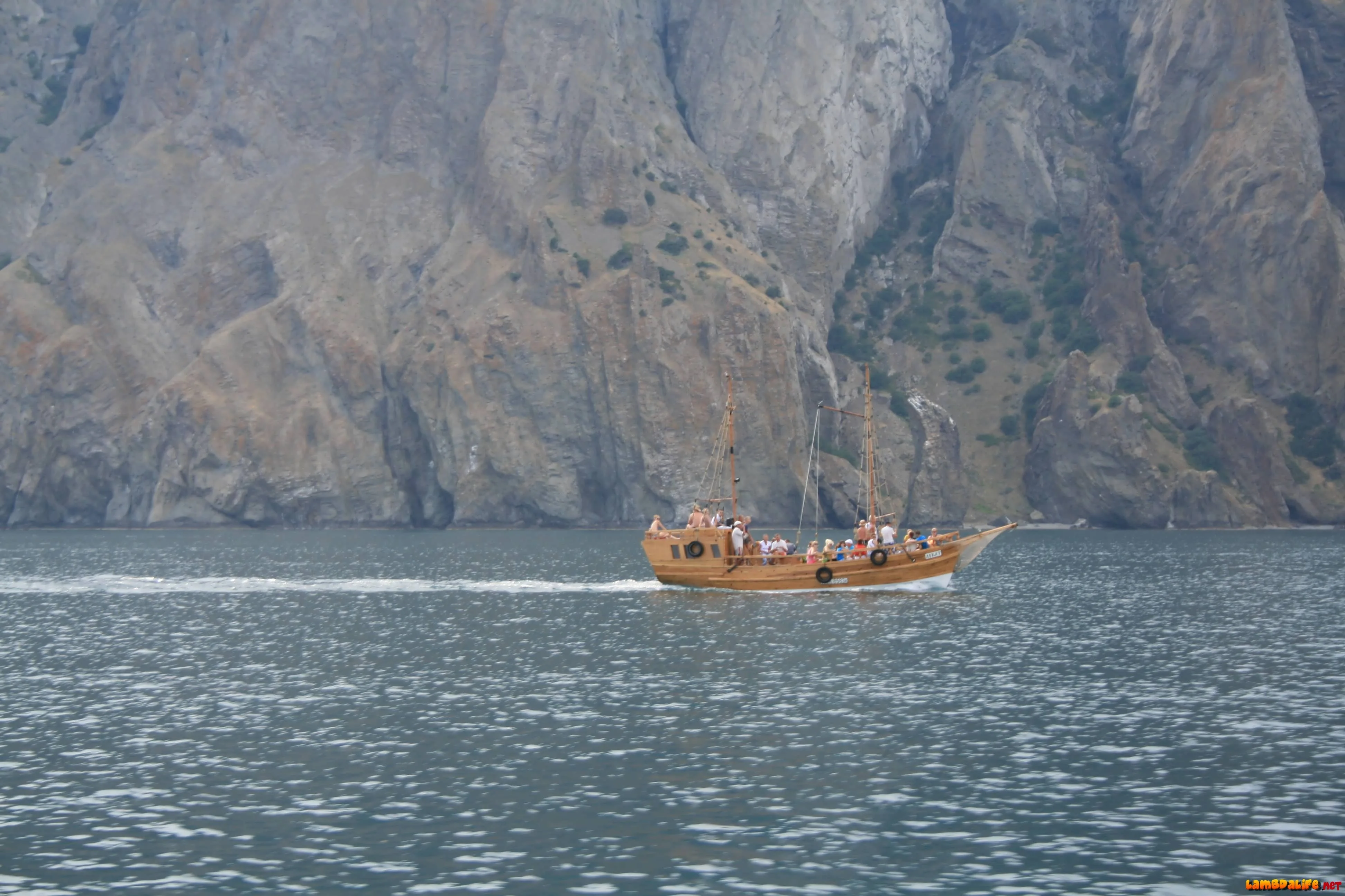 1311193987_morskaja-progulka-koktebel-21.webp