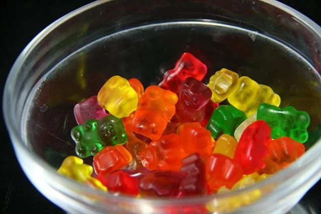 1361293513_vodka_gummies_02.webp