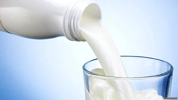 141117125114_milk_pouring_glass_624x351_thinkstock.webp