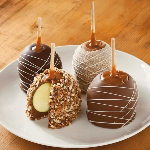 14303997ded5dfd86e7a9f0f5a4051b6--chocolate-covered-apples-caramel-apples.webp