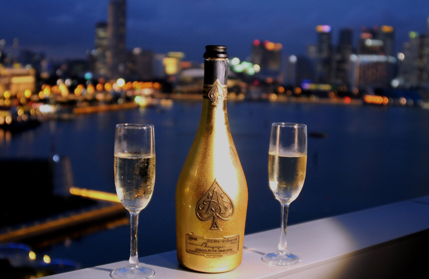 1470732535_armand-de-brignac-midas.jpg