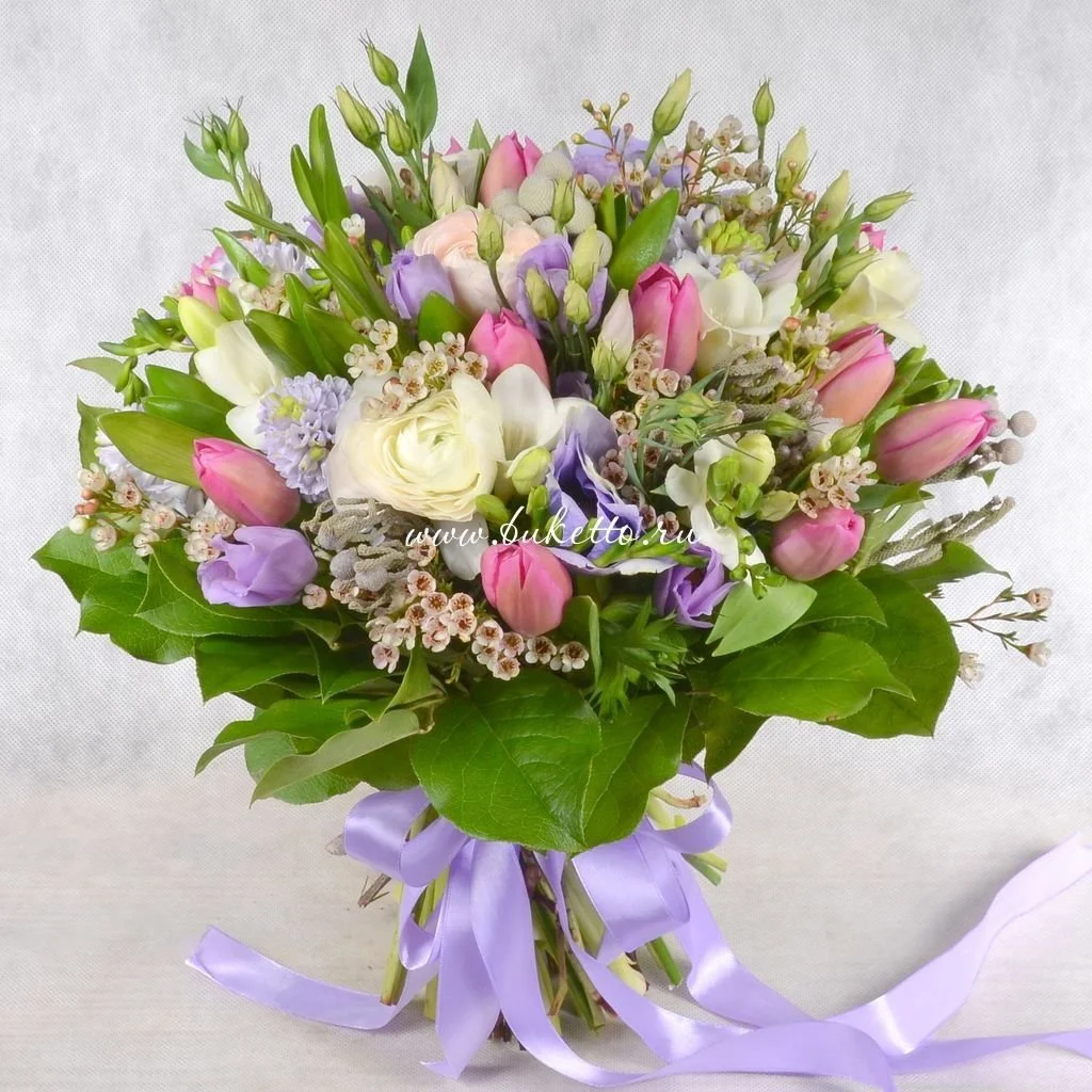 1635275984_45-mykaleidoscope-ru-p-vesennii-buketik-tsveti-47.webp