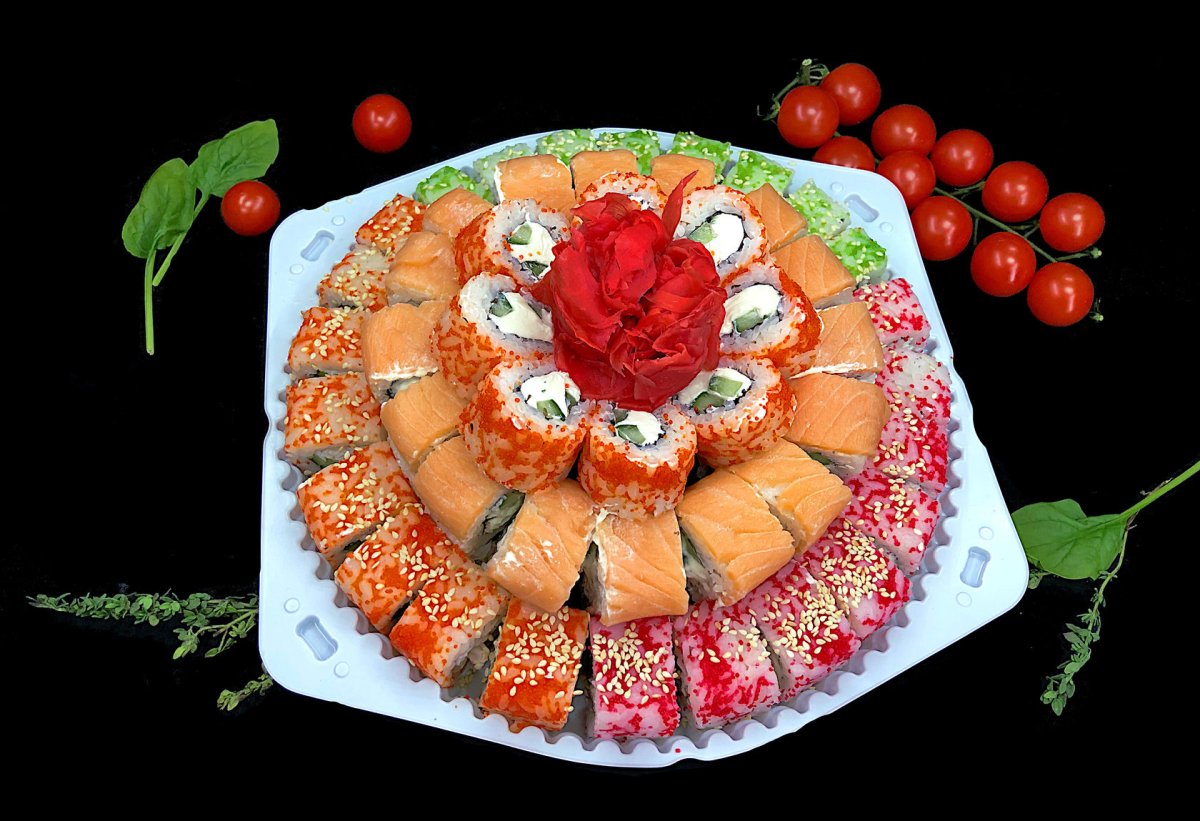 1646316799_59-balthazar-club-p-sushi-tort-65.jpg