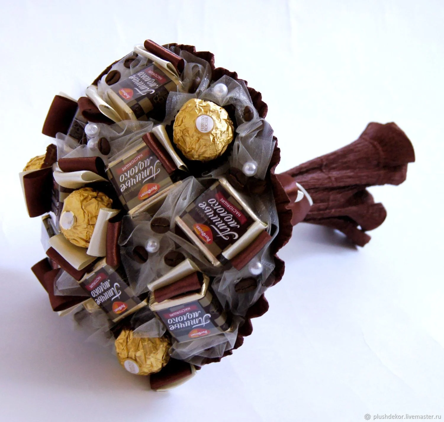 1d87ec776ead7b4b310a884031d6--tsvety-i-floristika-buket-iz-konfet-shokoladnyj.webp