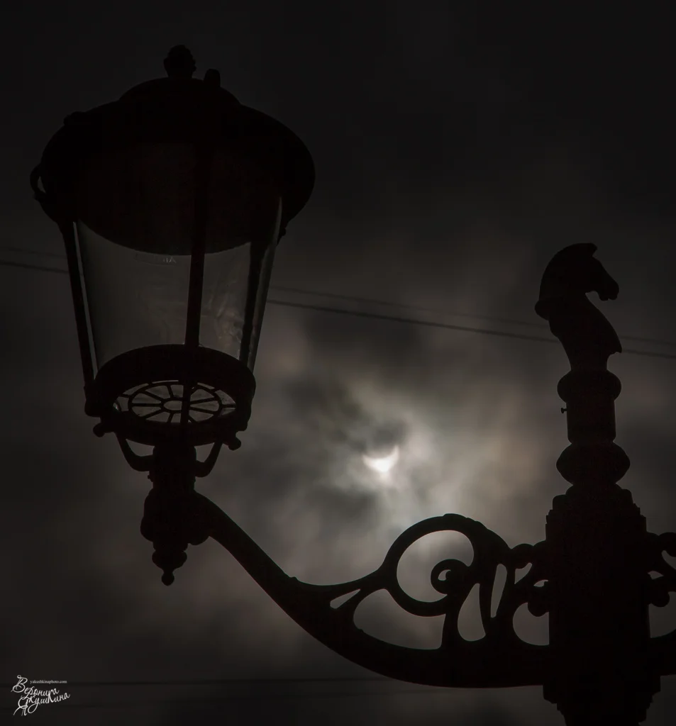 20032015 затмение-1.webp