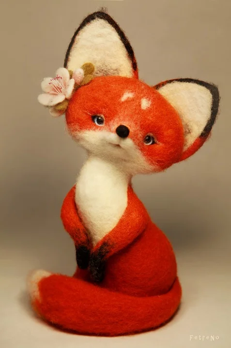 21-Яркая лиса из шерсти.webp