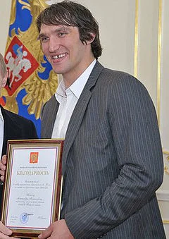 240px-Ovechkin_2012.webp