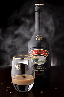 266px-Glass_of_Baileys.jpg