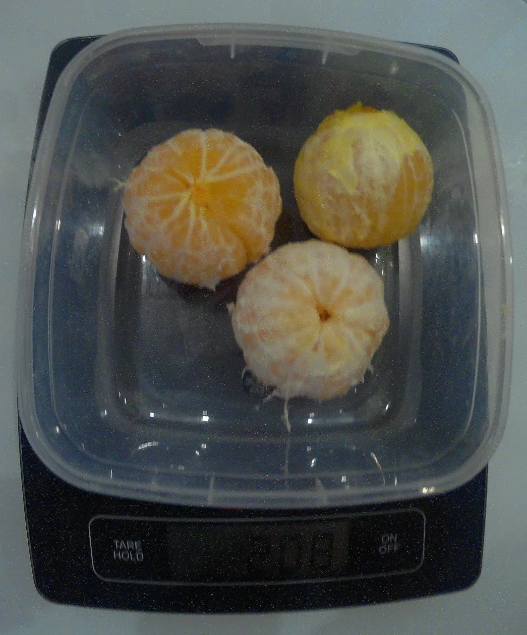 3 мандарина без кожи.webp