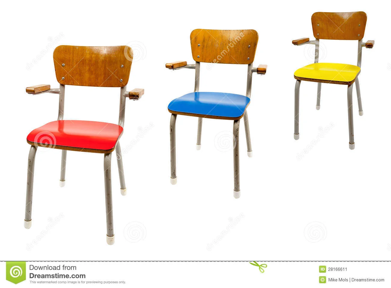 3-стула-старых-школы-28166611.webp