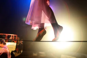 482-705_circus_tight_rope_канат.webp