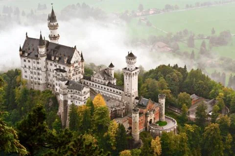 680-neuschwanstein-castle.webp
