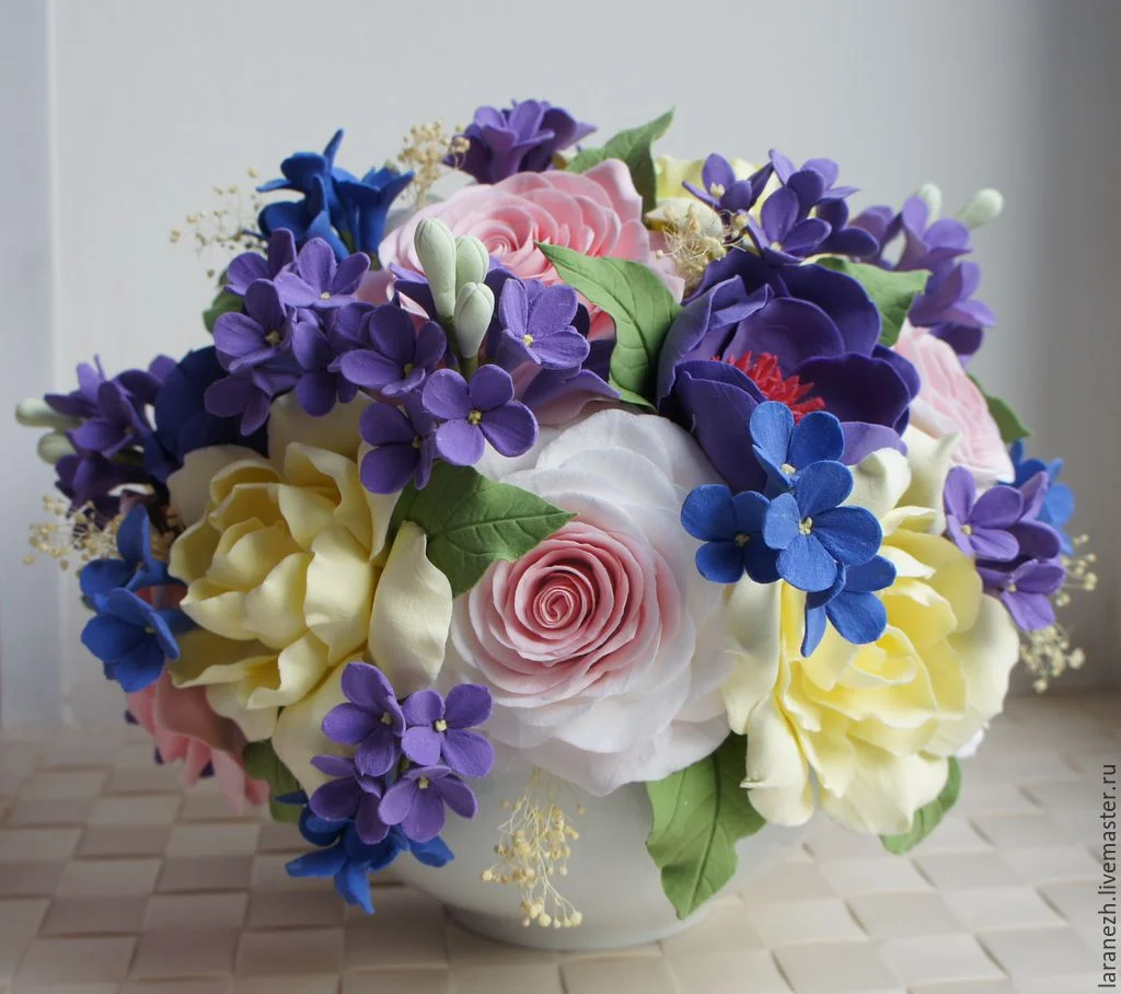6cc340ff4a05803527e84cf5d5f3--tsvety-floristika-buket-tsvetov-iz-polimernoj.webp
