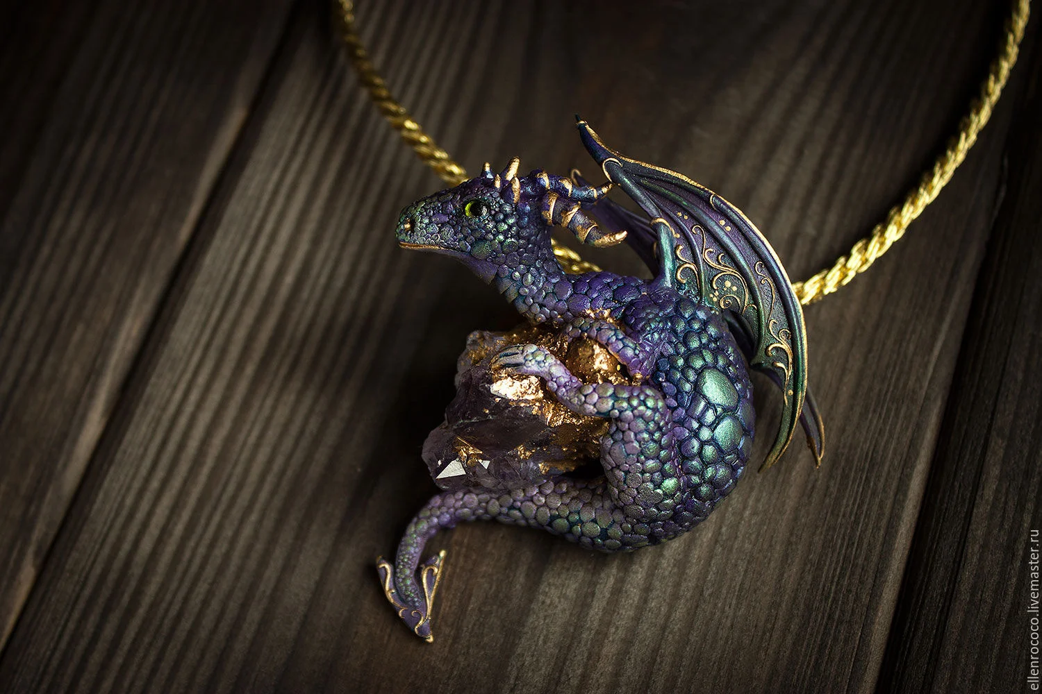 705383e7e28554d8bb56d55350zm--ukrasheniya-podveska-ametistovyj-drakon.webp