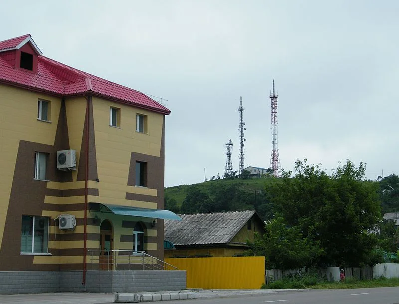 800px-Уссурийская_телебашня.webp