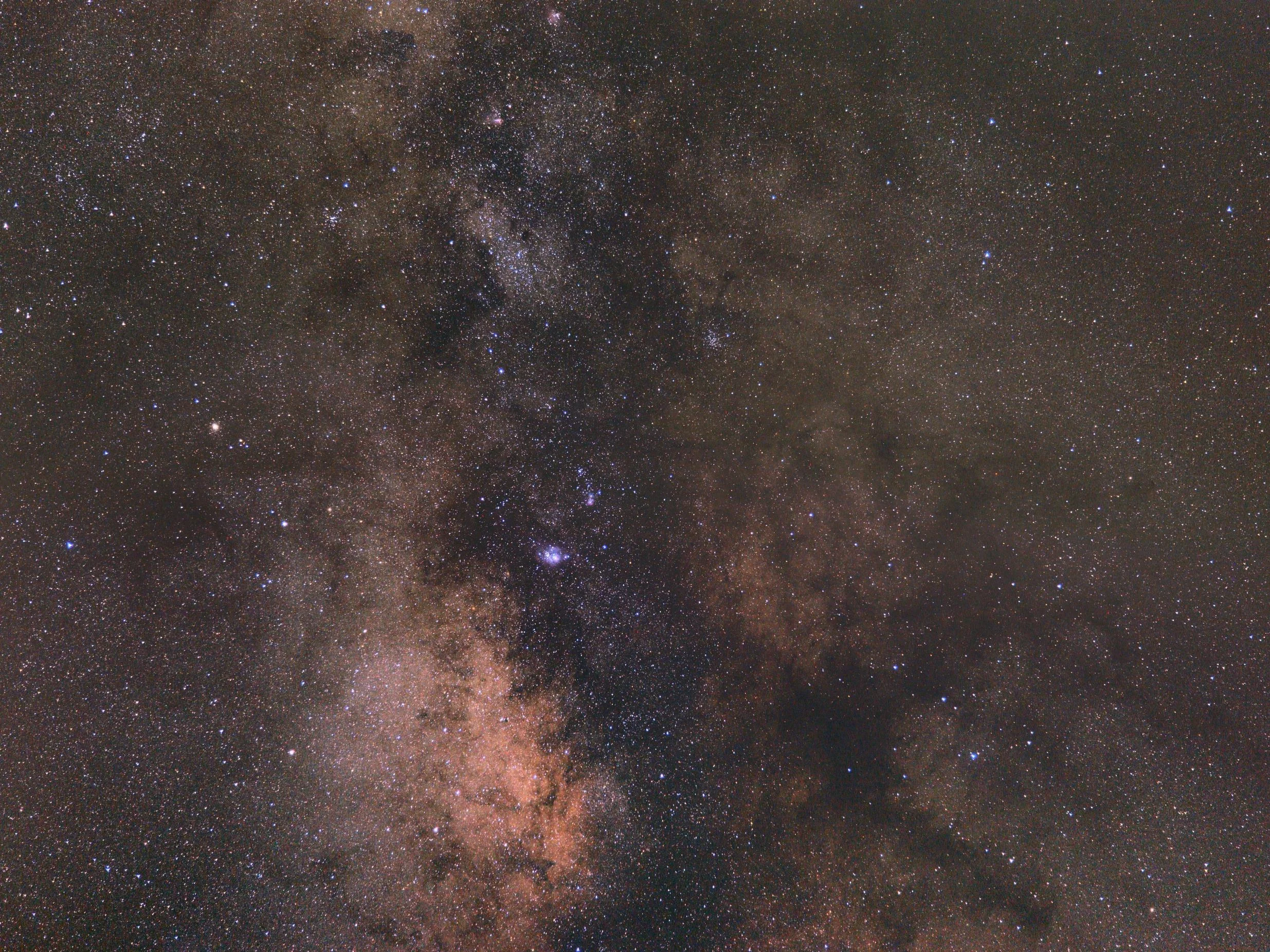 _центр Млечного пути в Стрельце, 70мм_F4, 33кадра , 30сек, ISO1600.webp