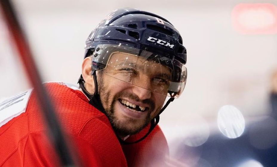 aleksandr-ovechkin-bez-zuba.jpg