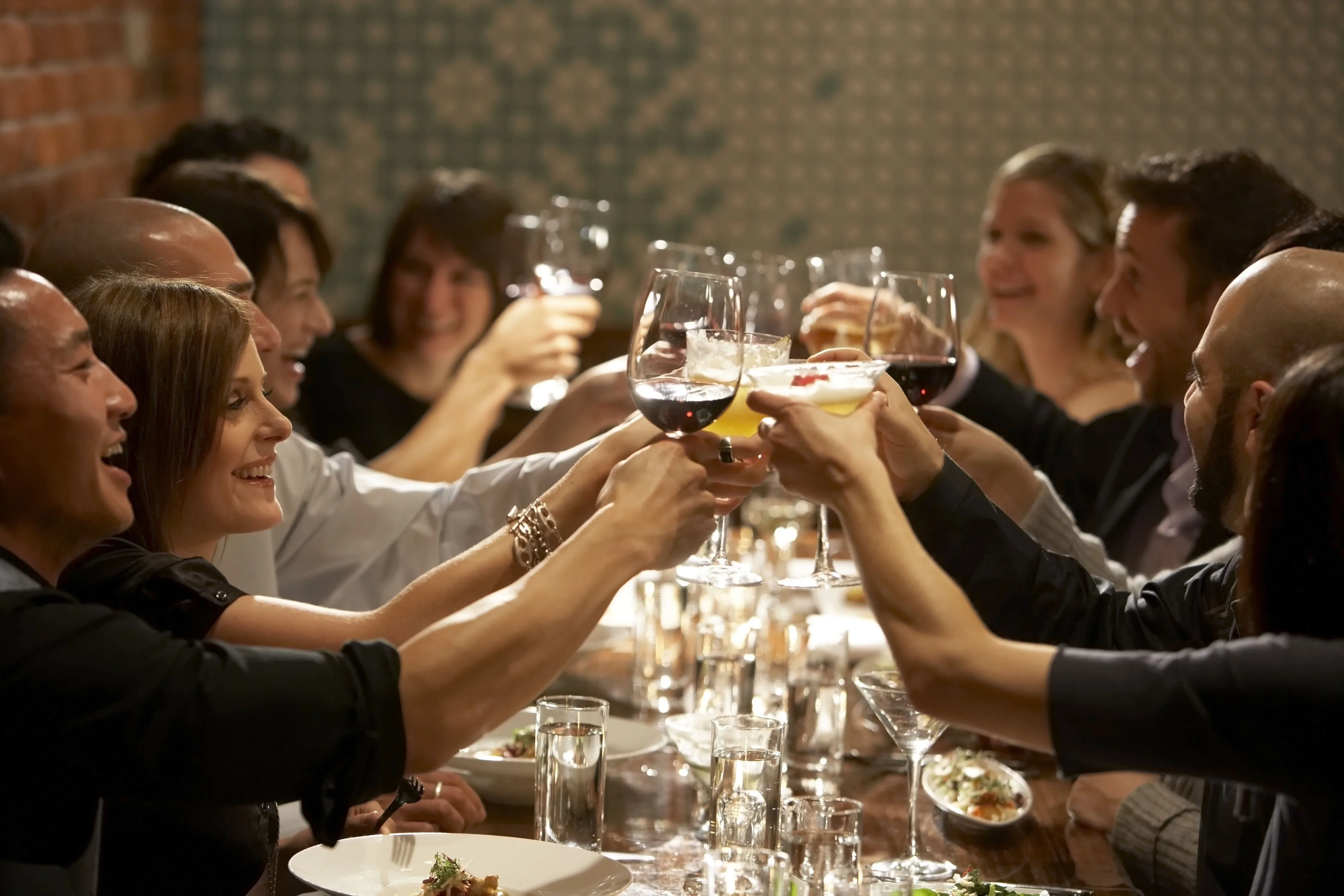 ALEX-9-2-Group-Dining-_mini.webp