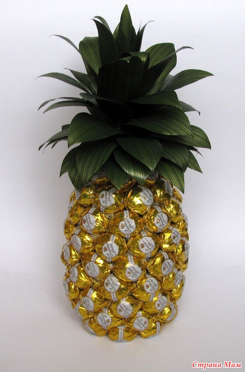 ananas_iz_konfet_7_06084152.jpg