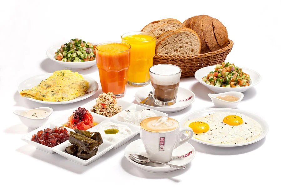 ארוחת-בוקר-במתנה.webp