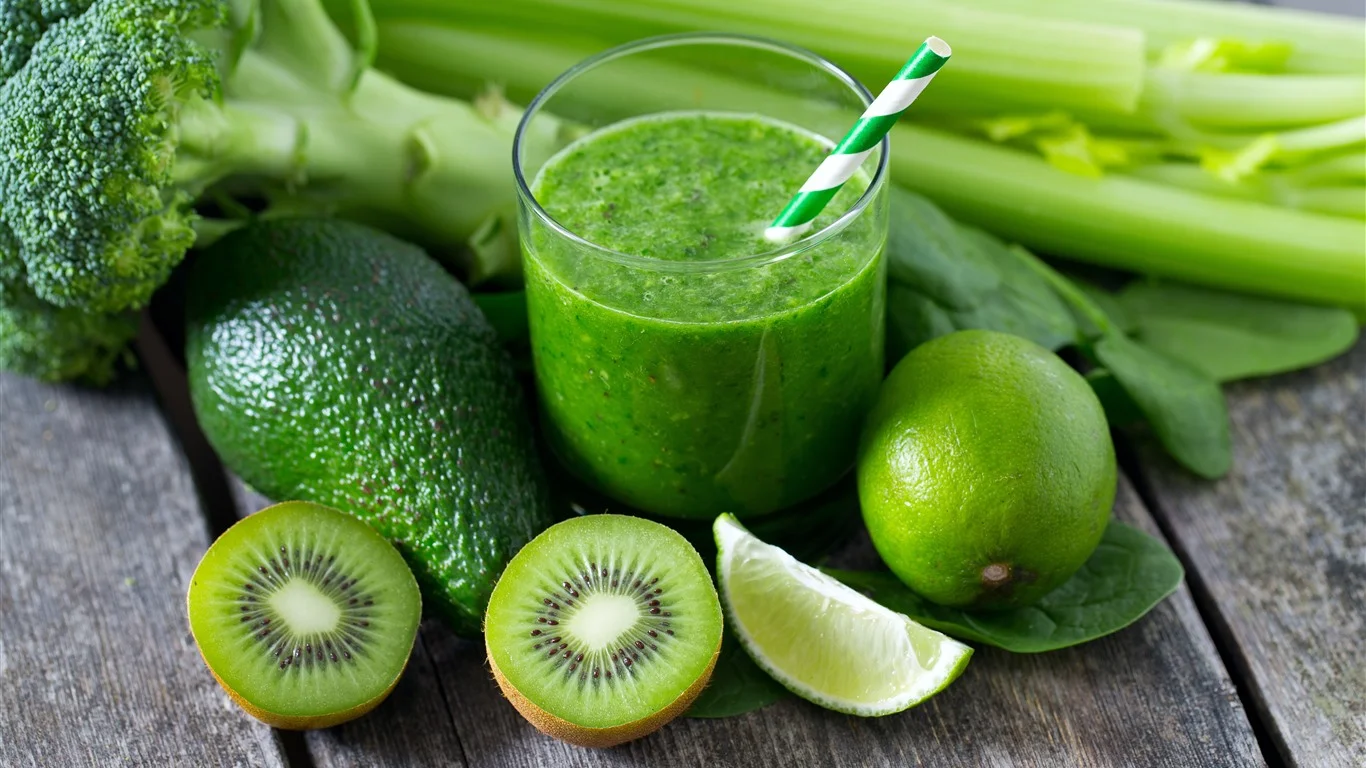 Avocado-kiwi-green-lemon-drinks_1366x768.webp