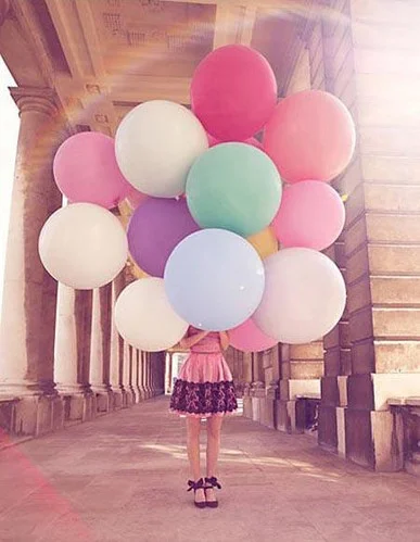balloons-color-girl-pink-rainbow-Favim.com-87600.webp