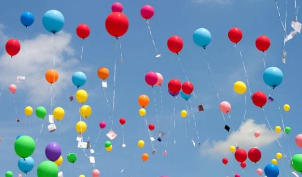 balloons in sky.webp