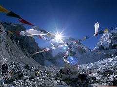 base-camp-flags_10477_600x450.jpg