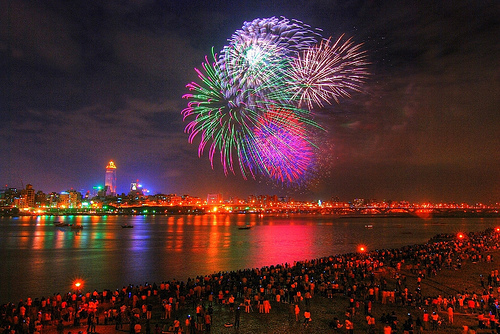 beautiful-epic-fireworks-lights-photography-Favim.com-427942.jpg