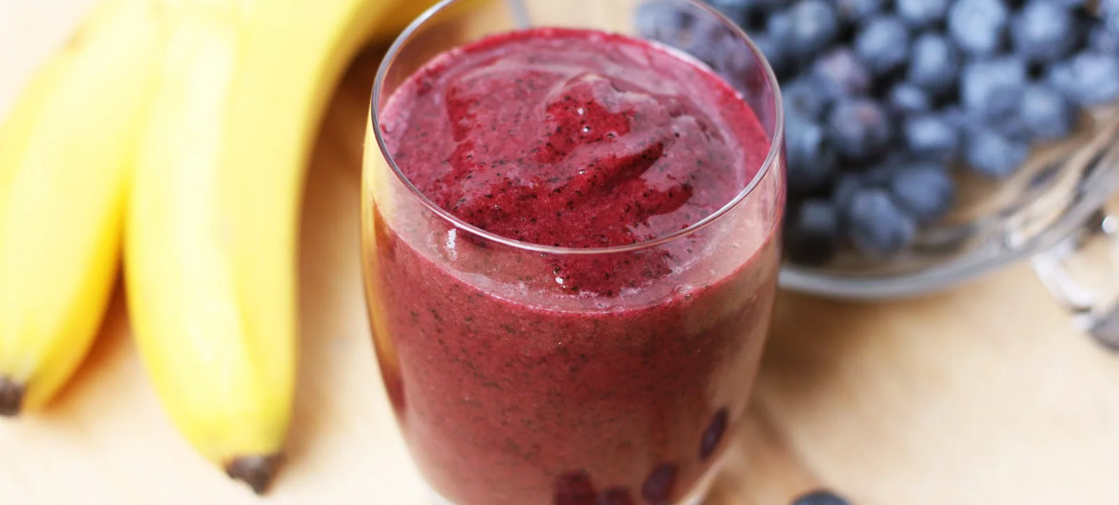 berry-banana-smoothie-1.webp