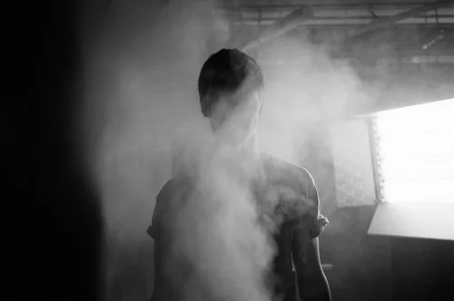 black-and-white-different-guy-smoke-Favim.com-153384.webp