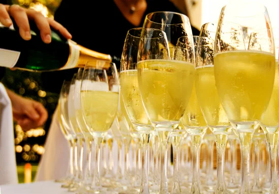 Бокалы шампанское.webp