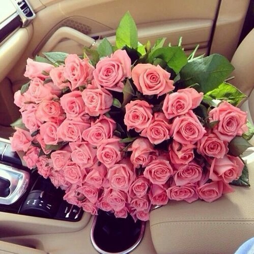 bouquet-car-flowers-pink-Favim.com-3097472.jpg