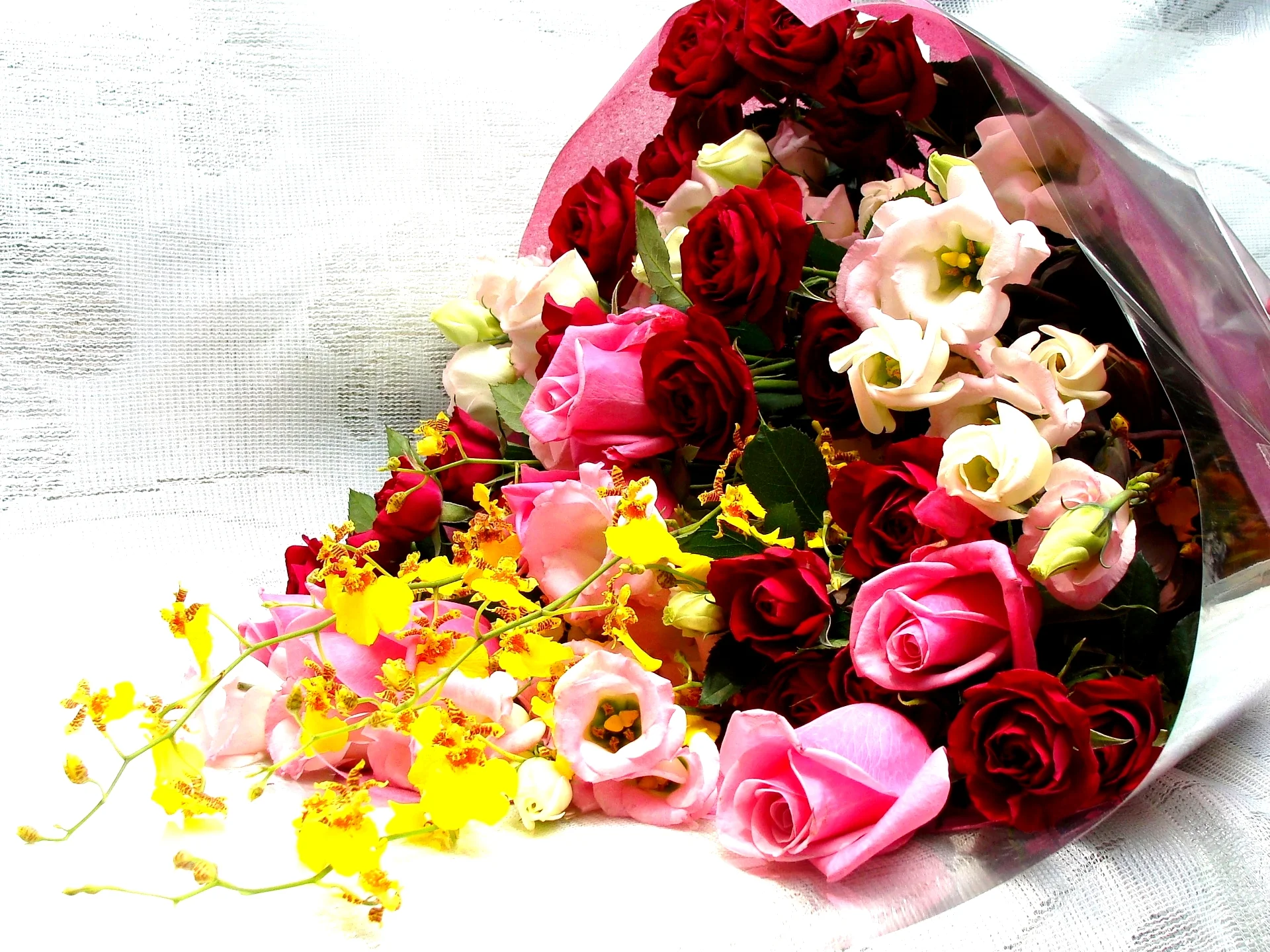 bouquet-flowers-4.webp