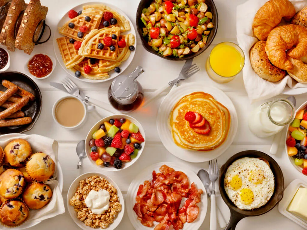 breakfast-feast-531306158_2003x1502-1024x768.webp