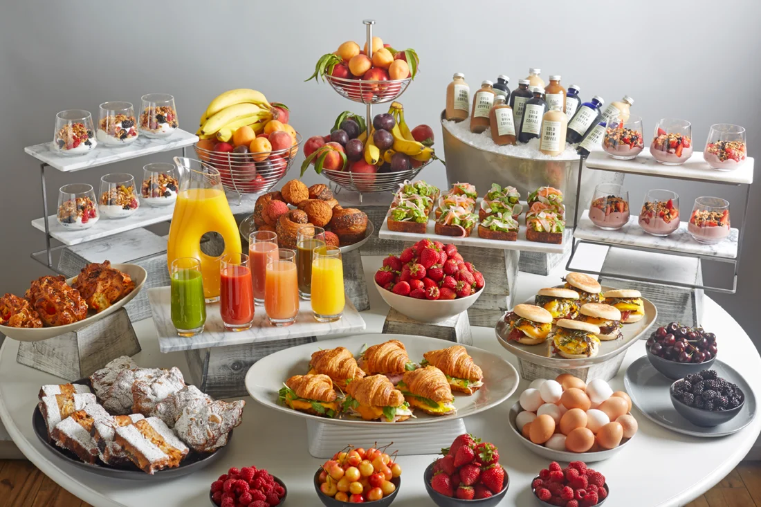 BreakfastBuffetFrontWeb.webp