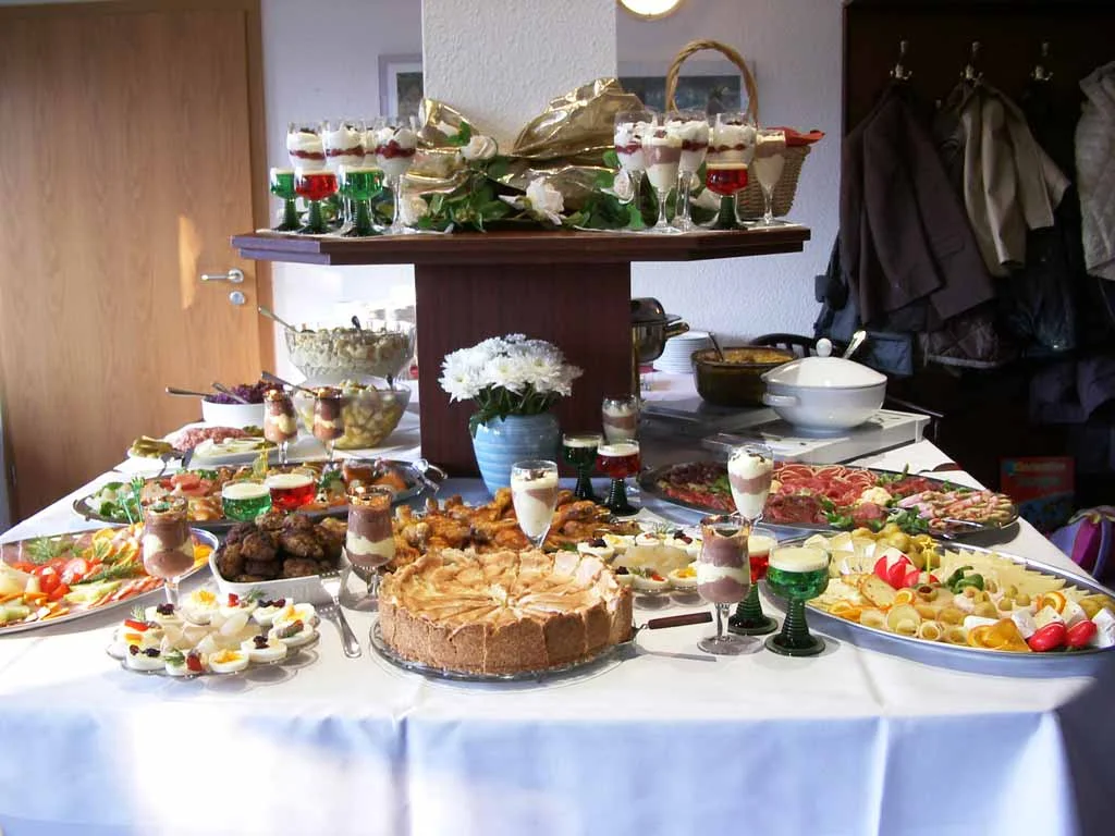 Buffet-2.webp