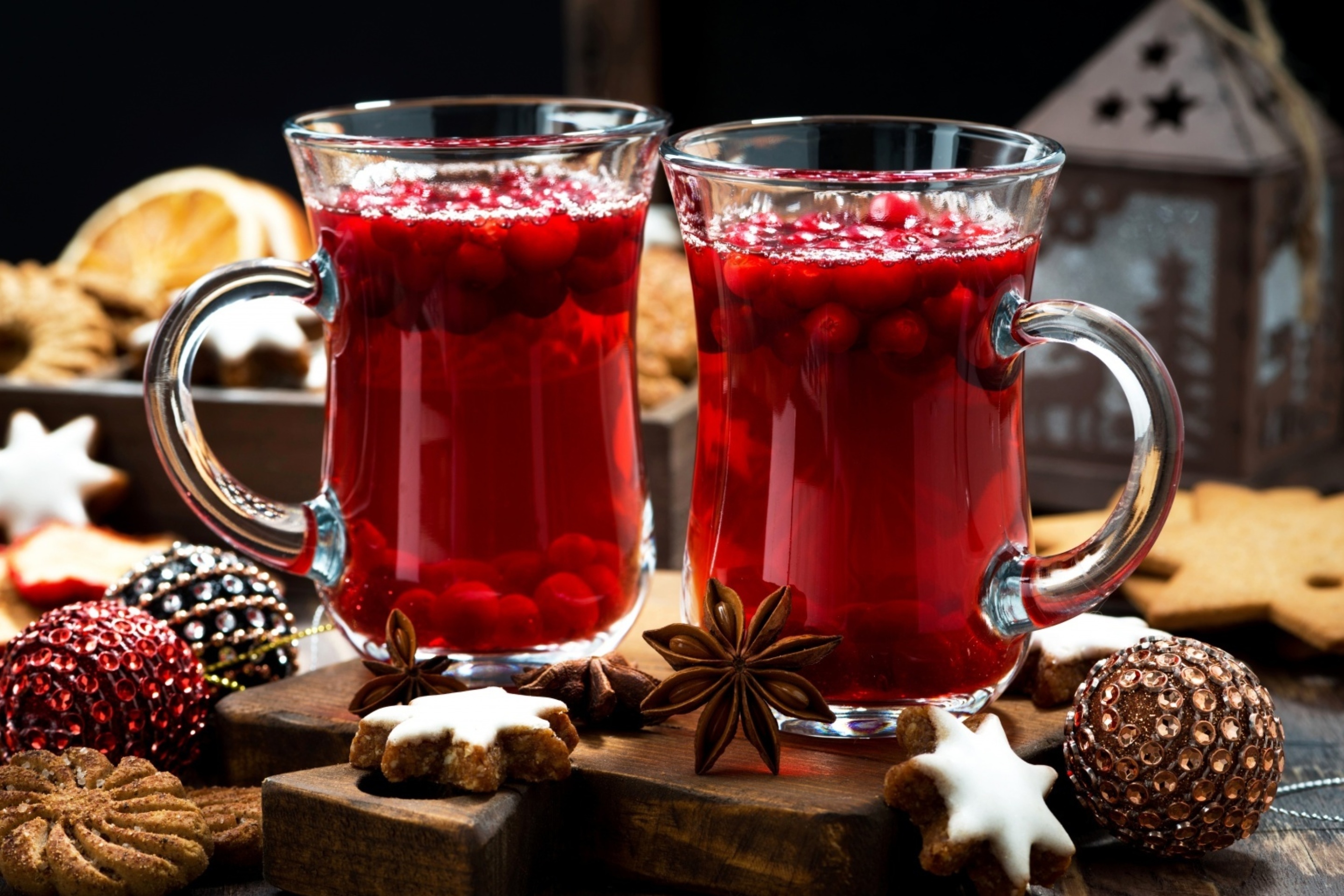 Cake-and-mulled-wine-2880x1920.jpg