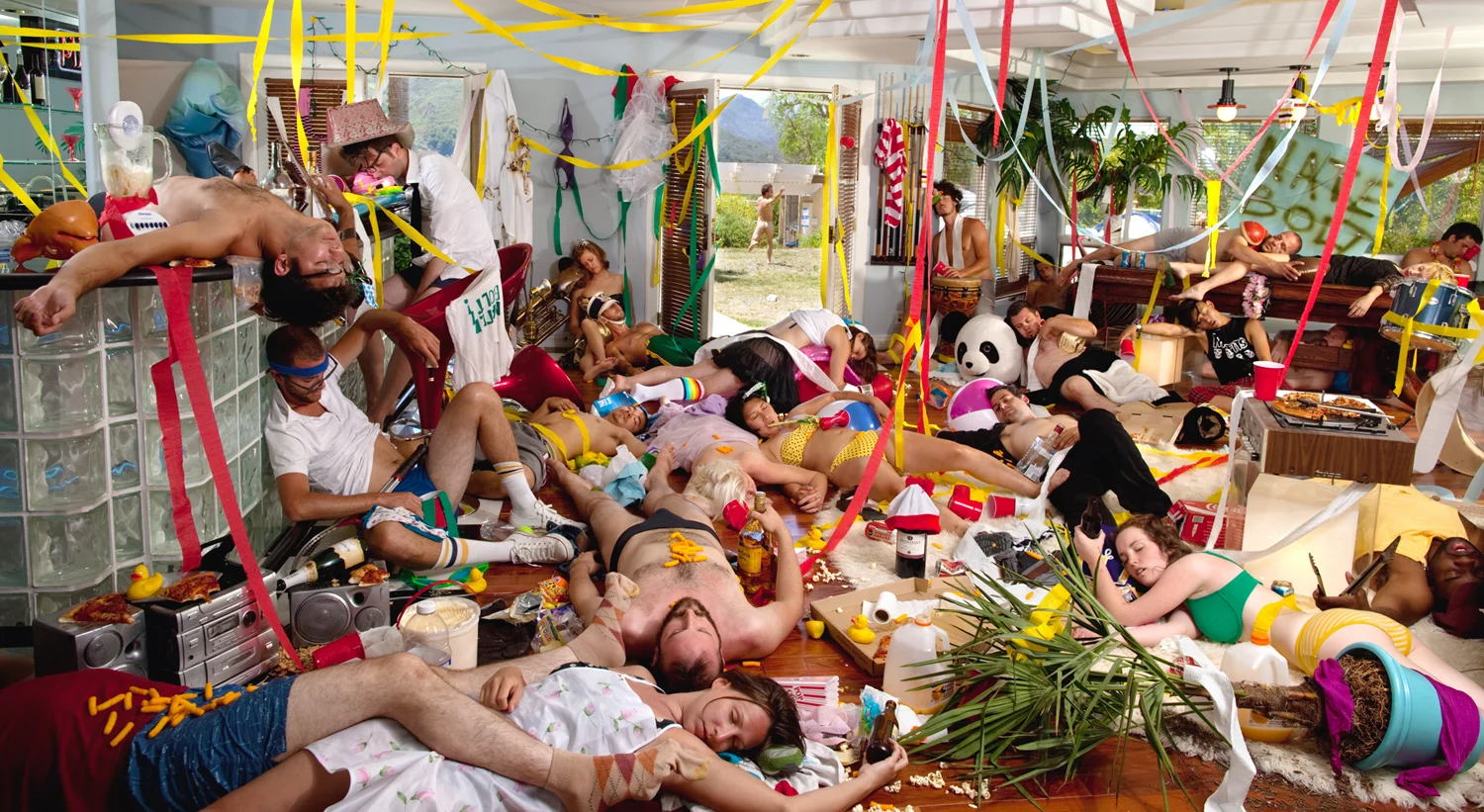 camp-group.webp