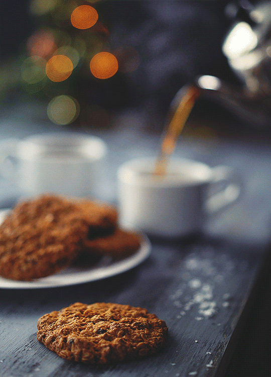 чай льется.gif